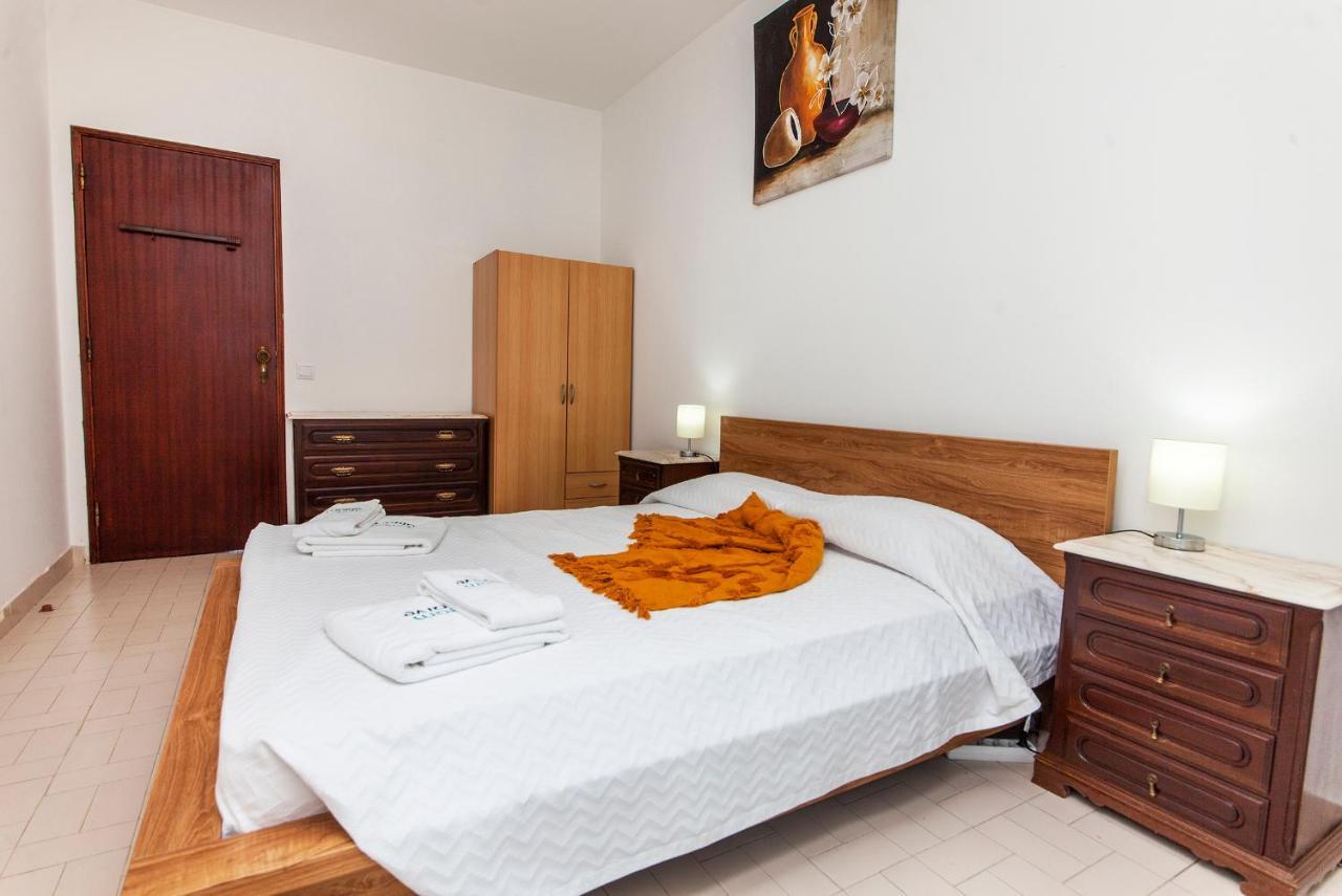 E - Local Da Trindade Guesthouse Lagos Eksteriør bilde